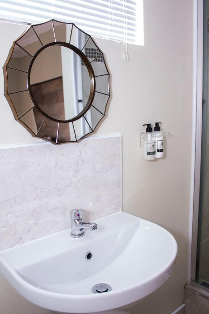 Horizon View Guest House Maseru Buitenkant foto
